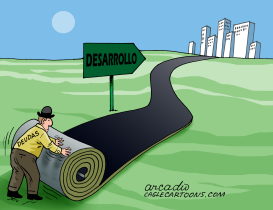 DESARROLLO AFECTADO POR DEUDAS by Arcadio Esquivel