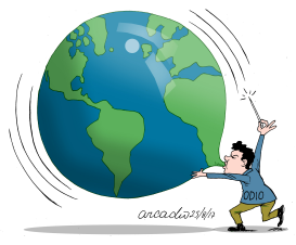 ODIO EN EL MUNDO by Arcadio Esquivel