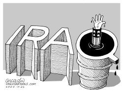 TORMENTA EN UN BARRIL DE PETRóLEO by Arcadio Esquivel