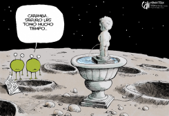 FUENTE LUNAR  by Daryl Cagle