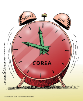 RELOJ DE LA GUERRA  by Arcadio Esquivel